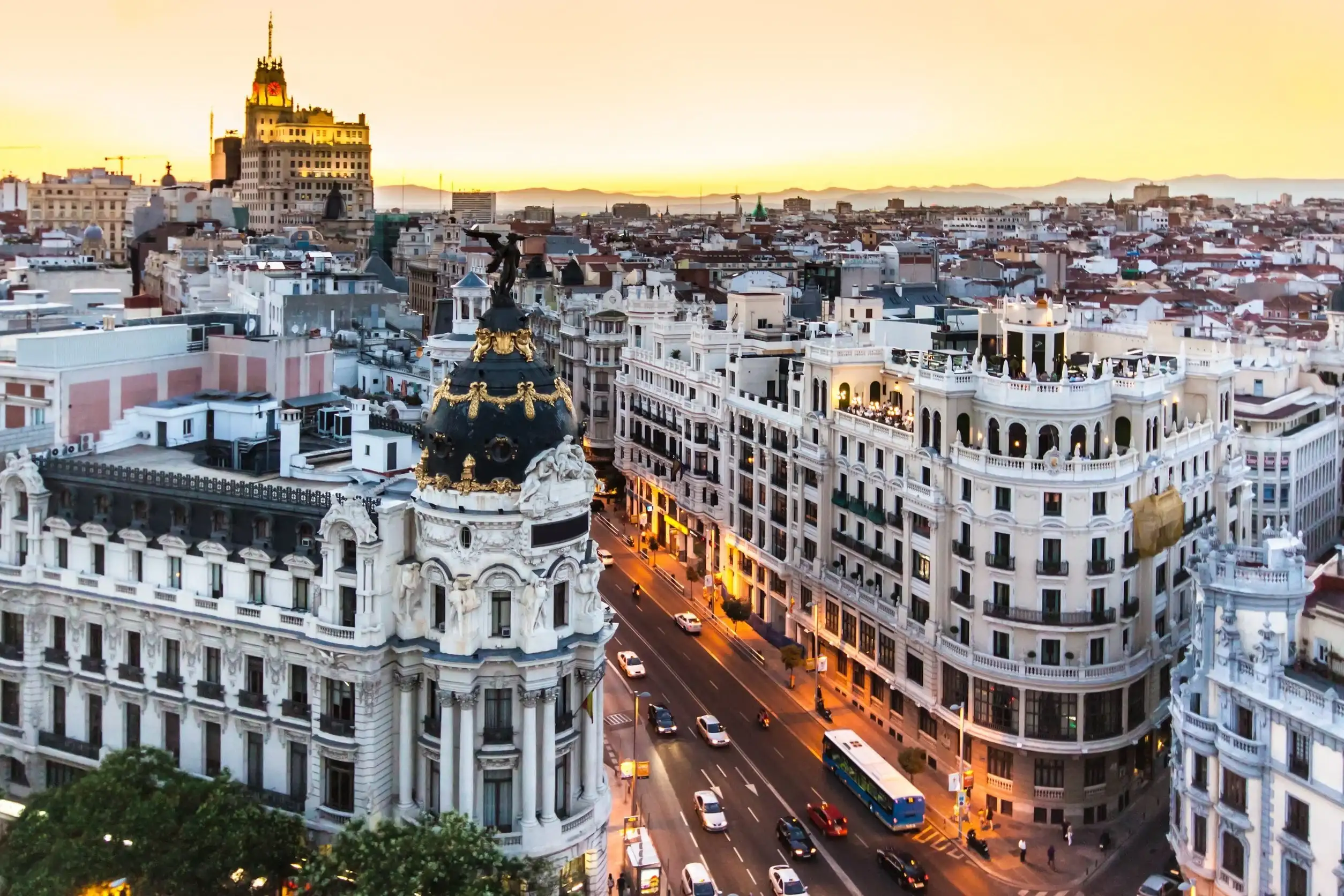 Club Deals and the Discipline of Investor Selection